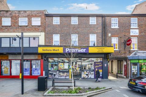undefined, High Street North, Dunstable, Bedfordshire, LU6