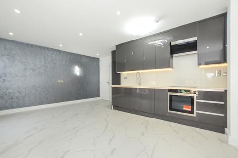 undefined, High Street North, Dunstable, Bedfordshire, LU6