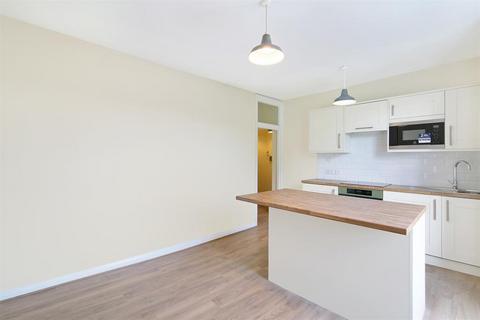 1 bedroom flat to rent, De Crespigny Park, London, SE5
