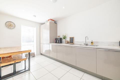 undefined, Conningbrook Avenue, Kennington, Ashford, Kent, TN24
