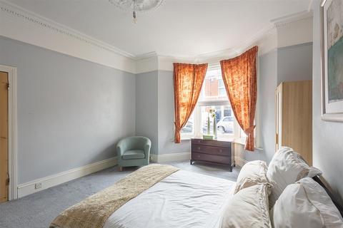 2 bedroom flat to rent, Fairfield Road, Jesmond, Newcastle upon Tyne