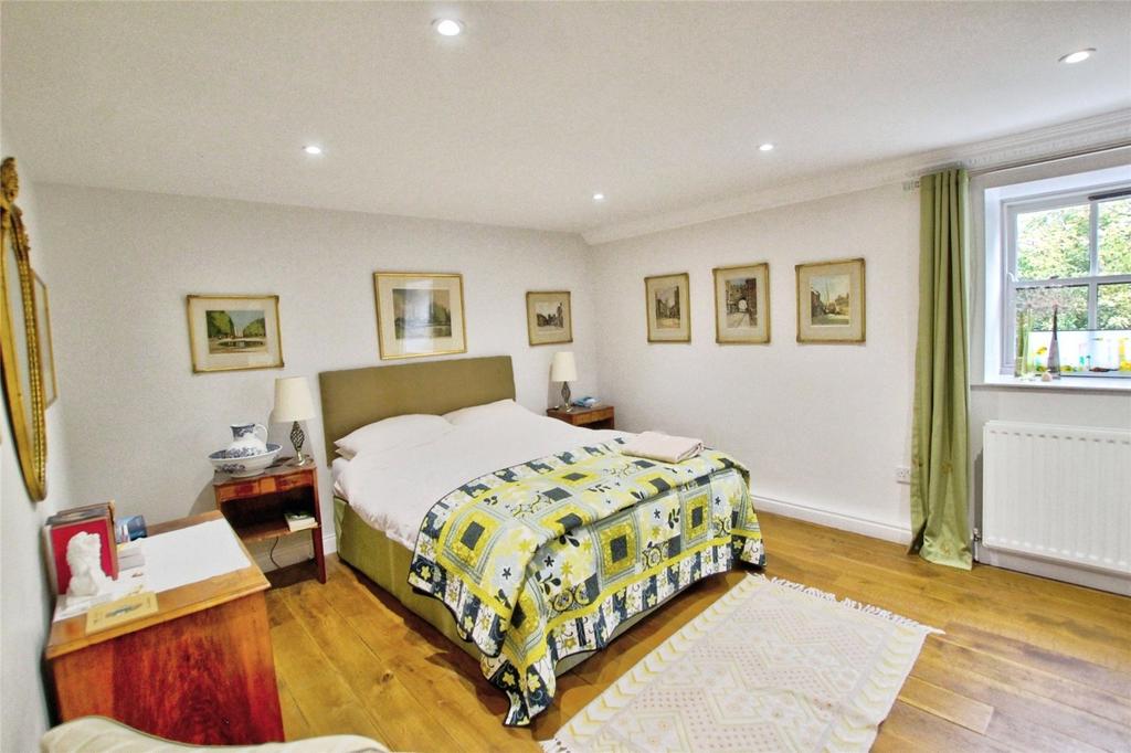 The Cottage (2b)
