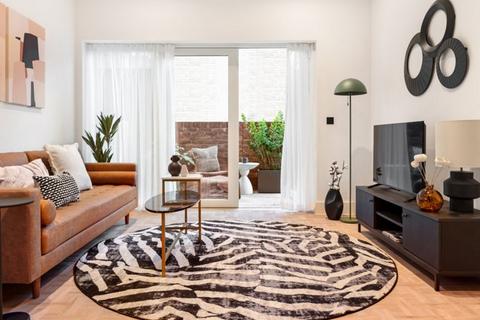 2 bedroom apartment to rent, One Clapham Junction, London, SW11
