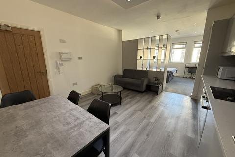 1 bedroom flat to rent, 6-8 George Street, Hull HU1