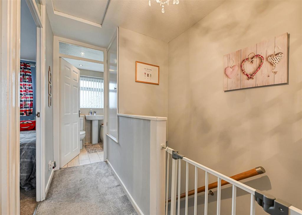 16 Ashley Gardens-10.jpg