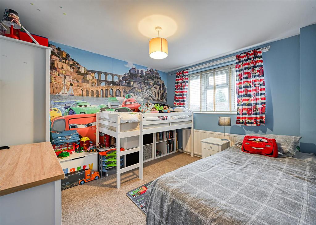 16 Ashley Gardens-13.jpg