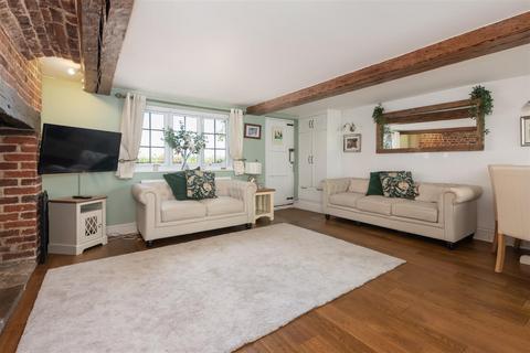 3 bedroom cottage for sale, Hollow Street, Chislet, Canterbury