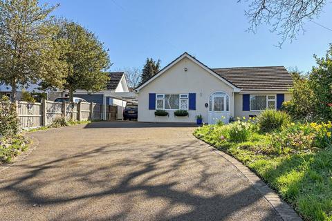 3 bedroom detached bungalow for sale, Verwood