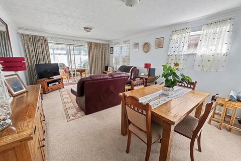 3 bedroom detached bungalow for sale, Verwood