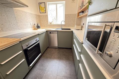 2 bedroom apartment for sale, Trinity Court, Cleminson Street, Salford
