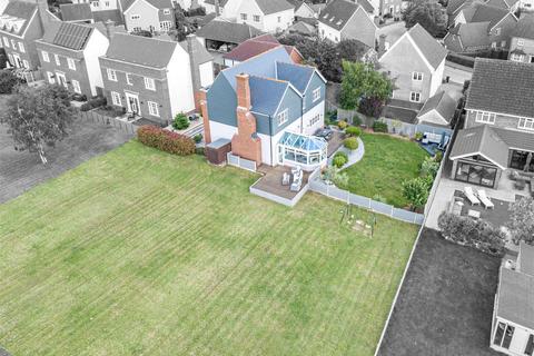 5 bedroom detached house for sale, Ashingdon Heights, Rochford SS4