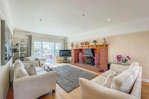 5 bedroom detached house for sale, Ashingdon Heights, Rochford SS4