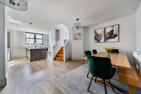 undefined, Lombard Street, Bristol, Bristol, BS3