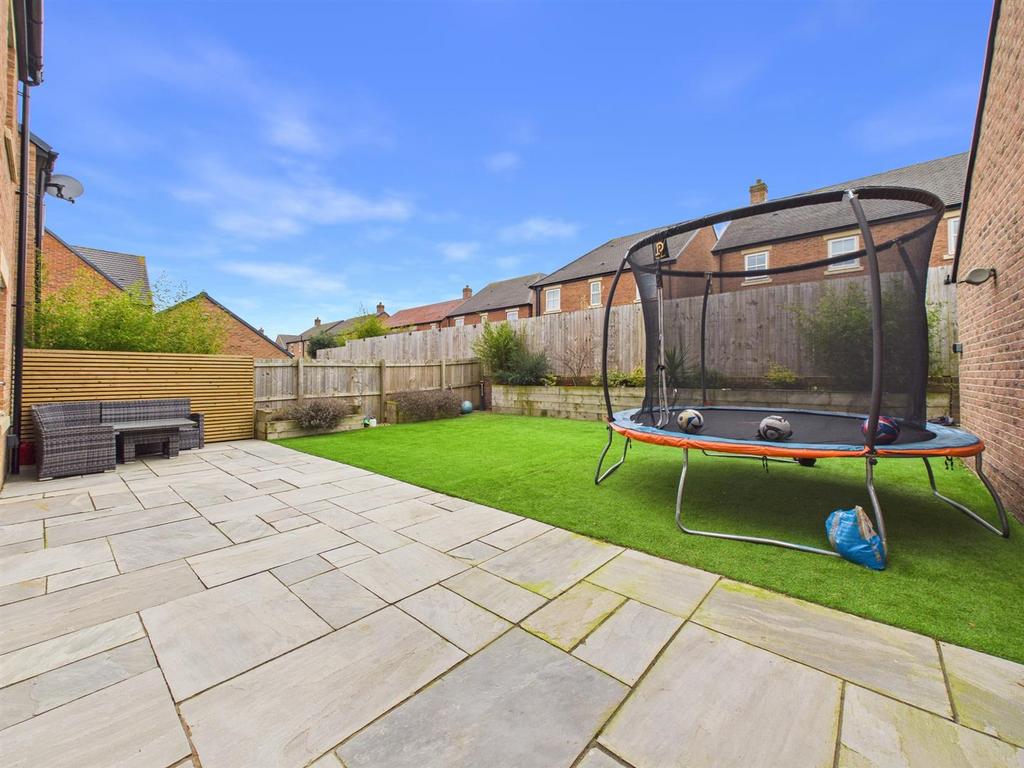 Garden 2.jpg