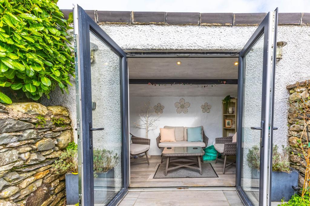 Summer house