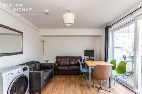 6 bedroom detached house to rent, Middleton Rise, Brighton