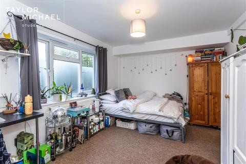 6 bedroom detached house to rent, Middleton Rise, Brighton