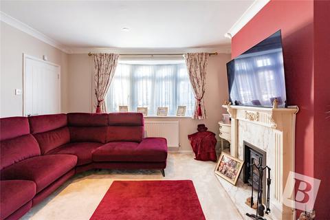 4 bedroom terraced house for sale, Pinewood Way, Hutton, Brentwood, Essex, CM13