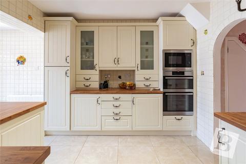 4 bedroom terraced house for sale, Pinewood Way, Hutton, Brentwood, Essex, CM13