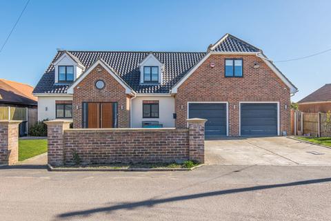 undefined, Winterton-on-Sea