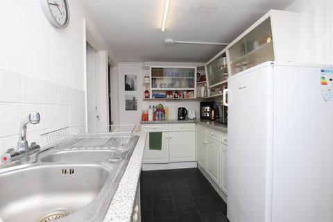 undefined, Combe Road, Bath BA2