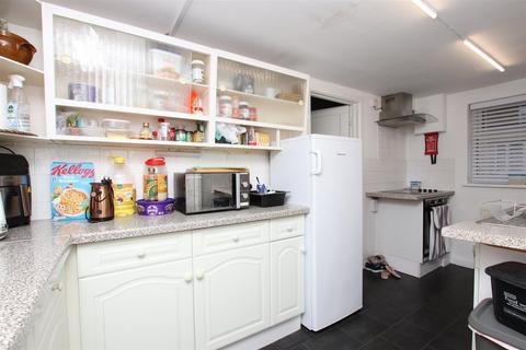 undefined, Combe Road, Bath BA2