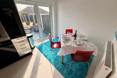3 bedroom semi-detached house for sale, Worsley Close, Knott End on Sea FY6