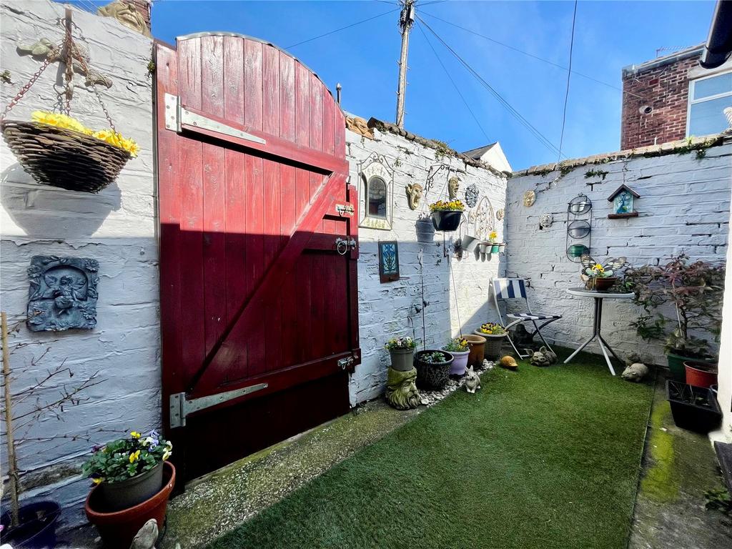 Rear Courtyard