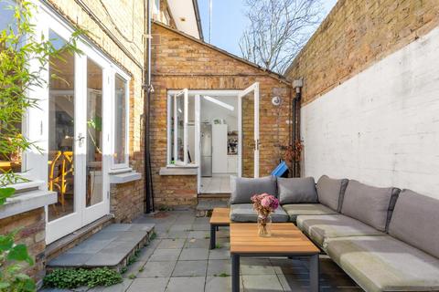 undefined, Palace Mews, London SW6