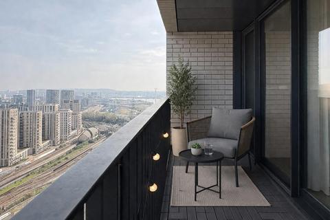 1 bedroom apartment for sale, City Island Way, London E14