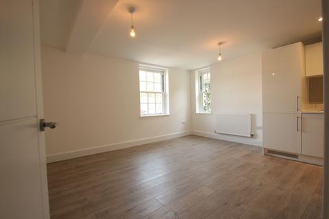 undefined, Station Road North, Redhill RH1