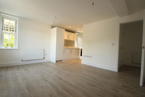 undefined, Station Road North, Redhill RH1