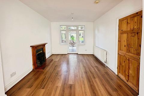 3 bedroom detached house for sale, Leicester Road, Leicester LE8