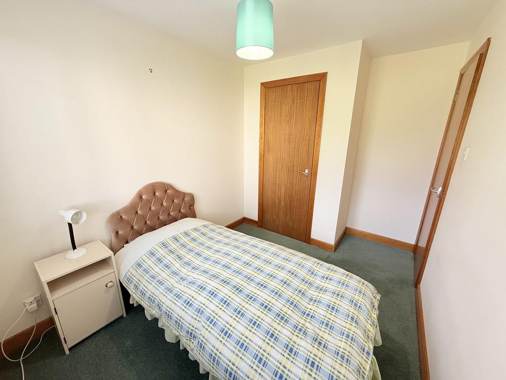 9 Undercraigs Road , Dumfries, DG1 4 YA - Braidwood