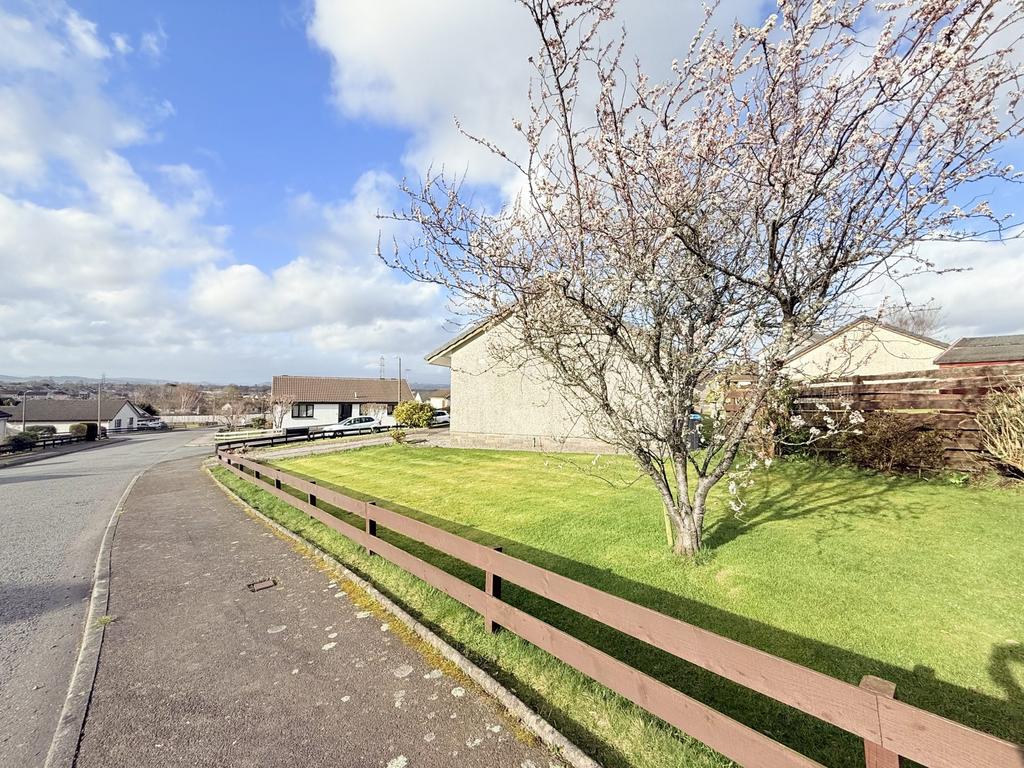 9 Undercraigs Road , Dumfries, DG1 4 YA - Braidwood