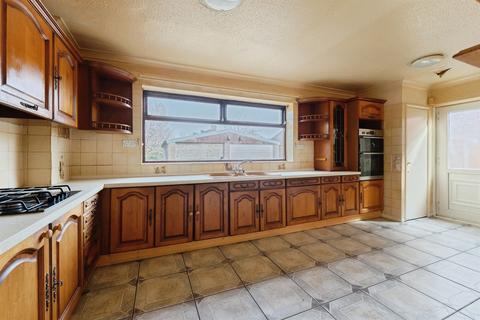 4 bedroom detached house for sale, Farndon Way, Prenton
