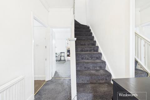 3 bedroom semi-detached house for sale, Highfield Avenue, London NW9