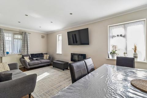 4 bedroom semi-detached house for sale, Nicholas Close, Watford, WD24