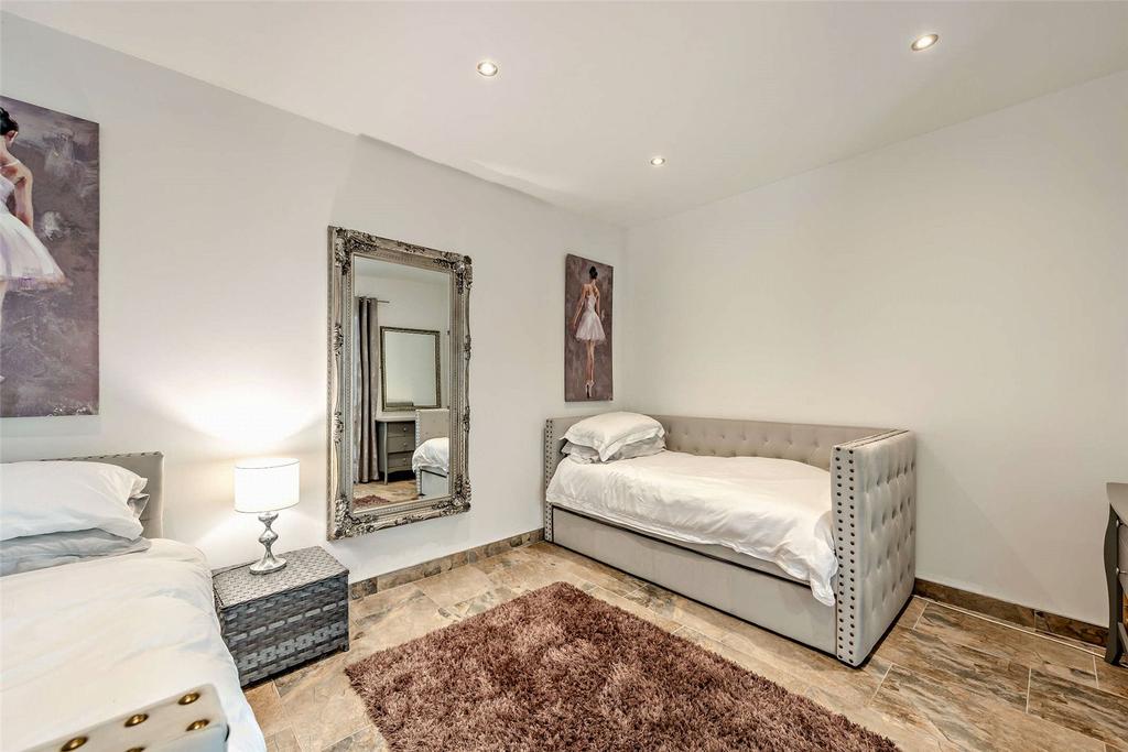 Annexe Bedroom