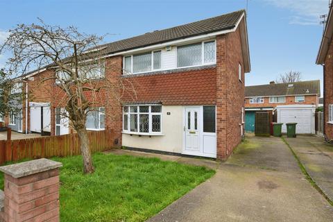 3 bedroom semi-detached house for sale, Byfield Road, Scunthorpe