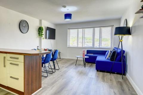 2 bedroom flat for sale, Cross Bedford Street, Sheffield, S6