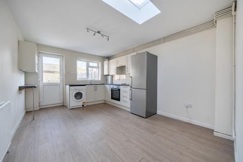 2 bedroom terraced house for sale, Summers Road, Farncombe, Godalming, GU7