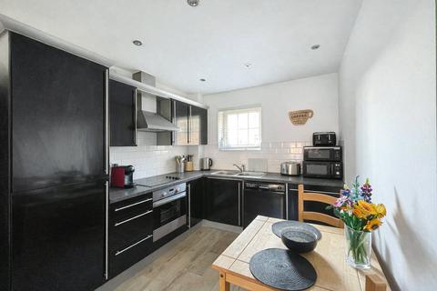 2 bedroom apartment for sale, Holywell Heights, Sheffield, S4