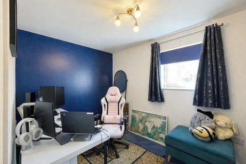 2 bedroom apartment for sale, Holywell Heights, Sheffield, S4