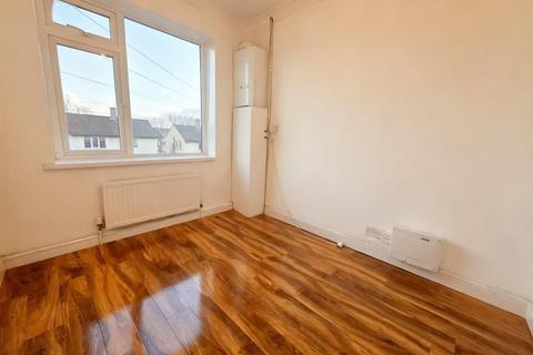 3 bedroom terraced house to rent, Ingsfield Lane, Bolton-Upon-Dearne, Rotherham