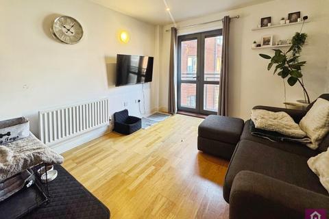 2 bedroom flat for sale, Lake House, 66 Ellesmere Street, Castlefield, Manchester City Centre, M15