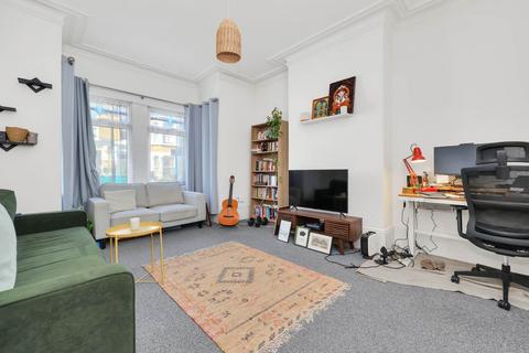 undefined, Thornhill Road, Leyton, E10