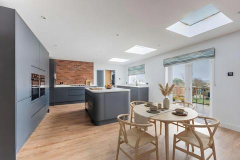 4 bedroom detached house for sale, Olive Close, Norwich