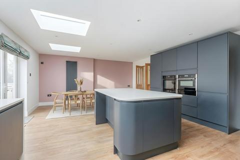 4 bedroom detached house for sale, Olive Close, Norwich