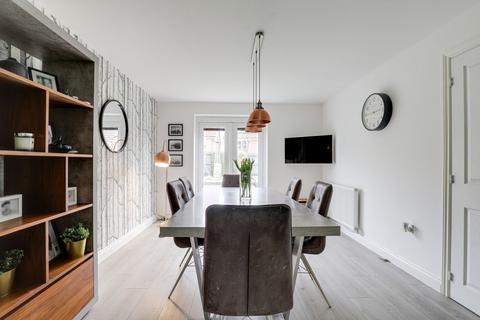 4 bedroom detached house for sale, Bradstone Drive, Nottingham NG3